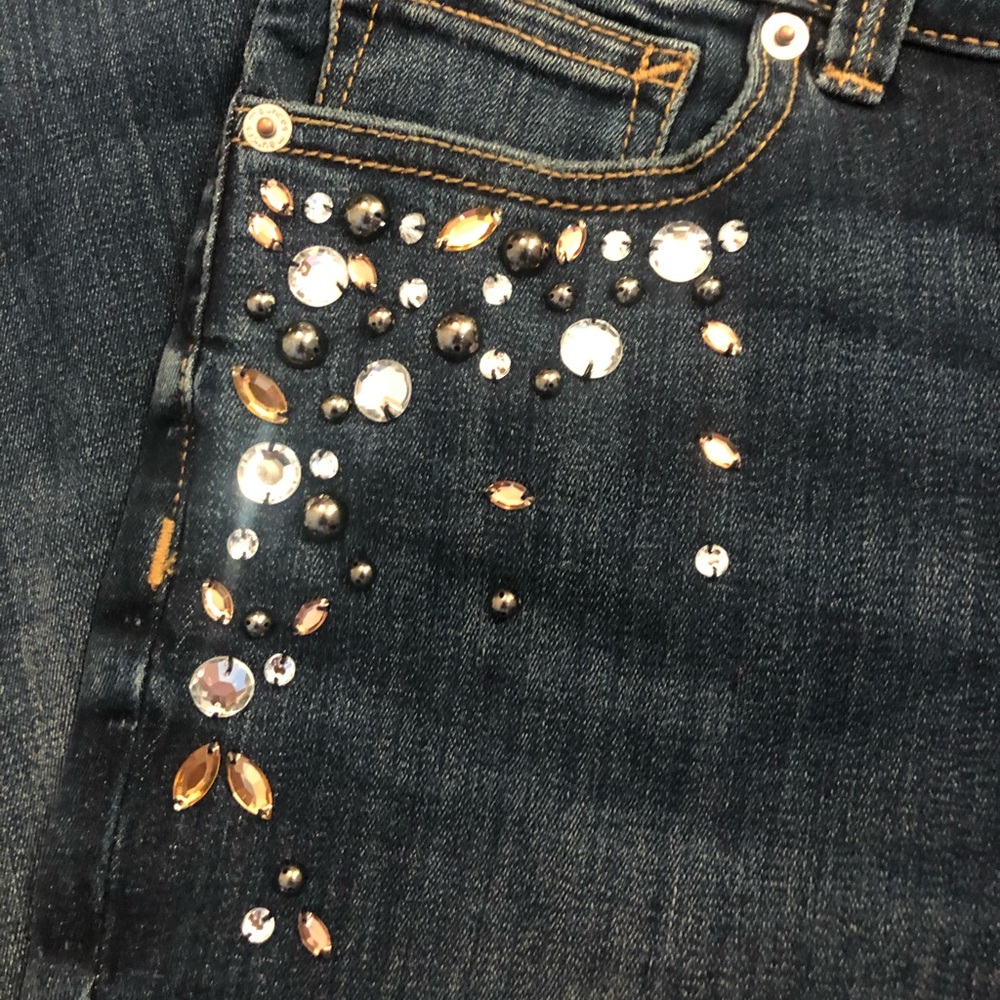 ✨ Bling jeans ✨ - Picture 3 of 4